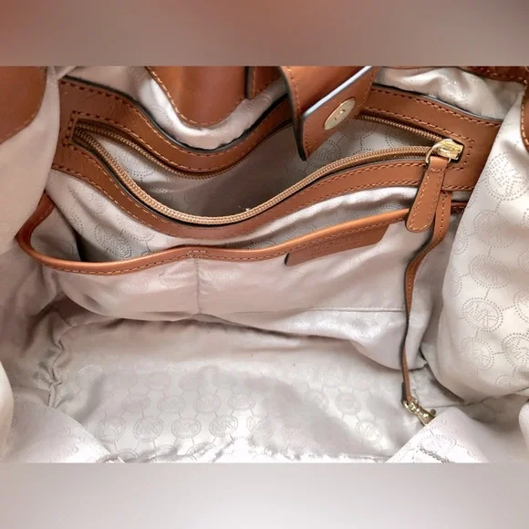 Michael Kors Jet Set Large Tassel Tote Handbag, Vanilla - Picture 8 of 8